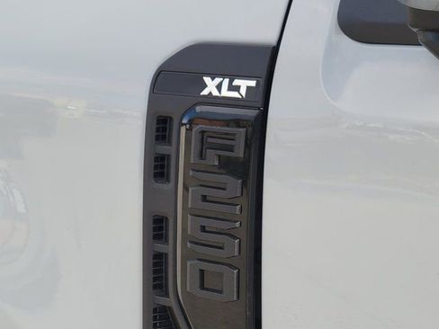New 2026 Ford F250 XLT w/ XLT Premium Package image 12