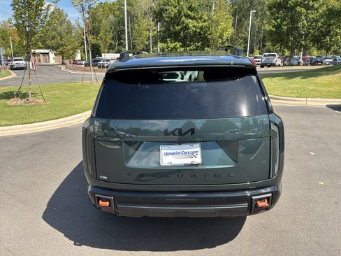 Used 2027 Kia Telluride SX Prestige X-Pro AWD/4WD image 9