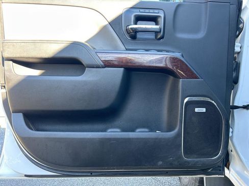 Used 2018 GMC Sierra 2500 SLT w/ Duramax Plus Package image 20