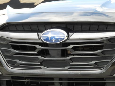 Used 2024 Subaru Outback Premium w/ Popular Package #1A AWD/4WD image 5