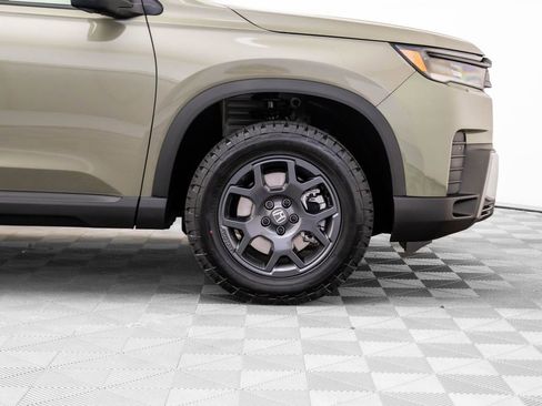 New 2026 Honda Pilot TrailSport image 37