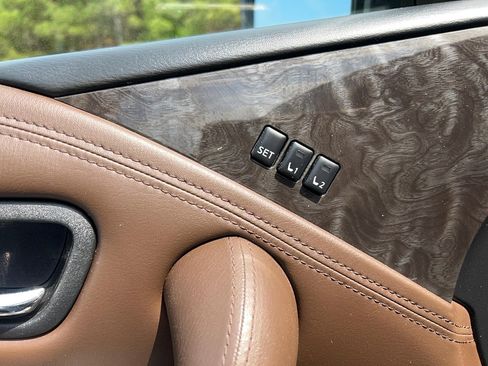 Used 2023 Nissan Armada Platinum w/ Captain's Chairs Package image 14