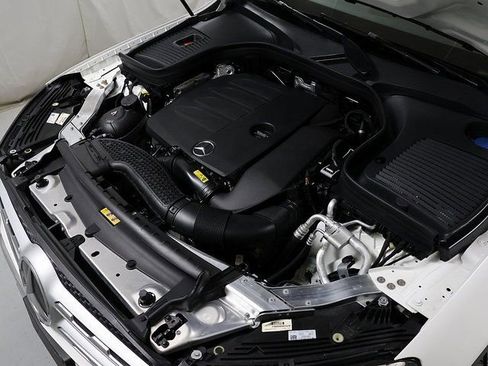 Certified 2022 Mercedes-Benz GLC 300 4MATIC image 39