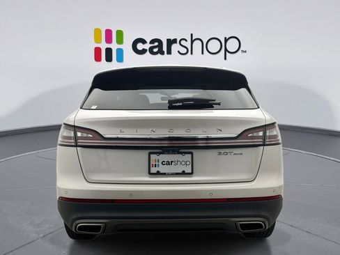 Used 2019 Lincoln Nautilus Reserve w/ Driver Assistance Package image 4