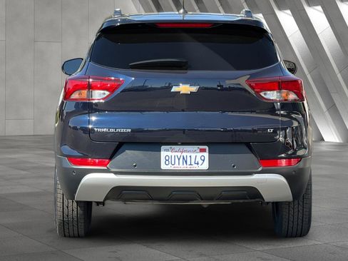 Certified 2021 Chevrolet TrailBlazer LT w/ Convenience Package image 5