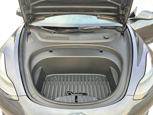 Used 2023 Tesla Model 3 Standard Range RWD image 29