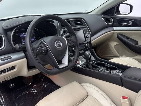 Used 2016 Nissan Maxima 3.5 SL FWD image 10