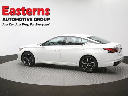 Used 2023 Nissan Altima 2.5 SR FWD image 62