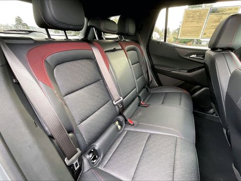 Used 2025 Chevrolet Equinox RS w/ Convenience Package III image 25