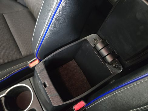 Used 2018 Toyota Corolla L image 29