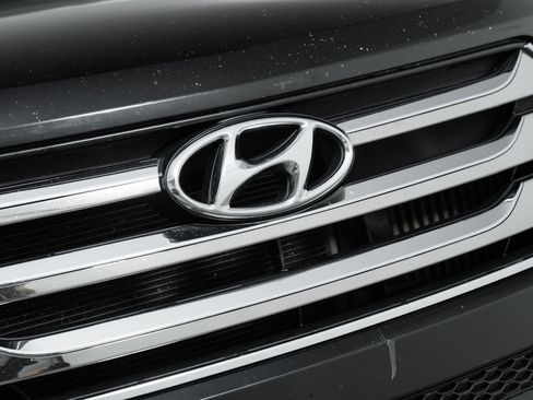 Used 2013 Hyundai Santa Fe Sport 2.0T image 11