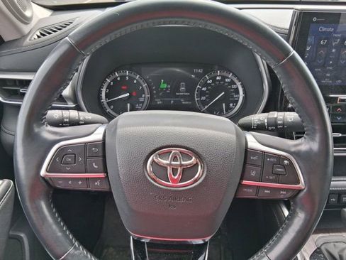 Certified 2021 Toyota Highlander Platinum image 20