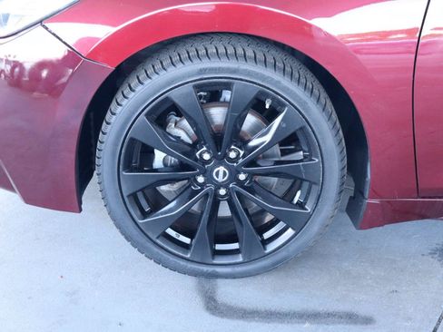 Used 2017 Nissan Maxima SR w/ Midnight Edition FWD image 12