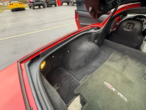 Used 2007 Chevrolet Corvette Z06 w/ Preferred Equipment Group image 24