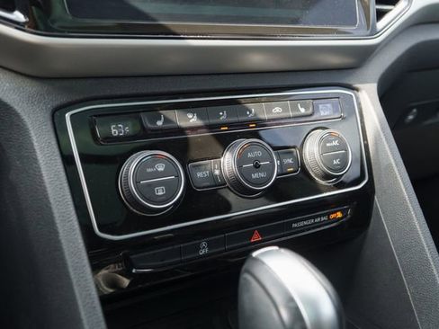 Used 2023 Volkswagen Atlas SE w/ Panoramic Sunroof Package image 27