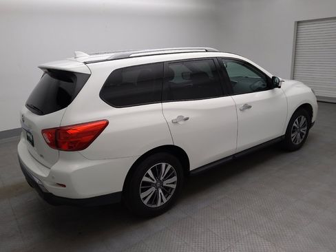 Used 2020 Nissan Pathfinder SL FWD image 10