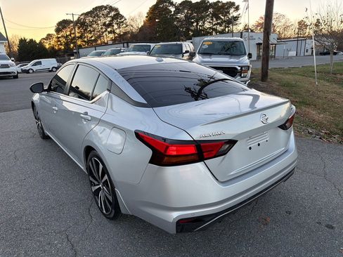 Used 2021 Nissan Altima 2.5 SR image 7