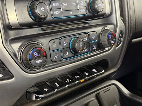 Used 2019 GMC Sierra 2500 SLT image 16