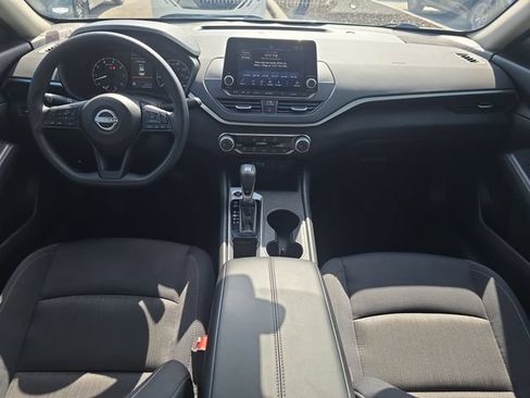 Certified 2025 Nissan Altima 2.5 S FWD image 12