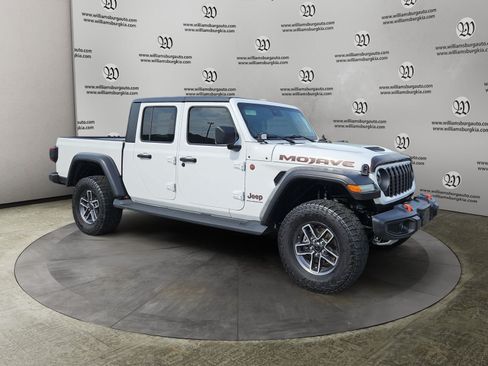Used 2024 Jeep Gladiator Mojave w/ Convenience Group AWD/4WD image 7
