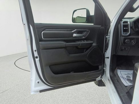 Used 2024 RAM 1500 Big Horn AWD/4WD image 17