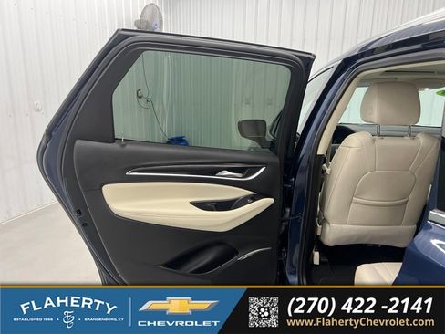 Used 2023 Buick Enclave Essence w/ Experience Buick Package FWD image 10