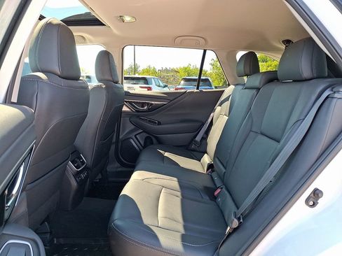 Used 2022 Subaru Outback Limited image 14