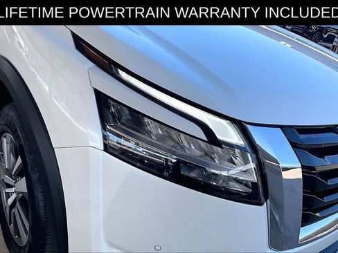 Used 2023 Nissan Pathfinder SL image 39
