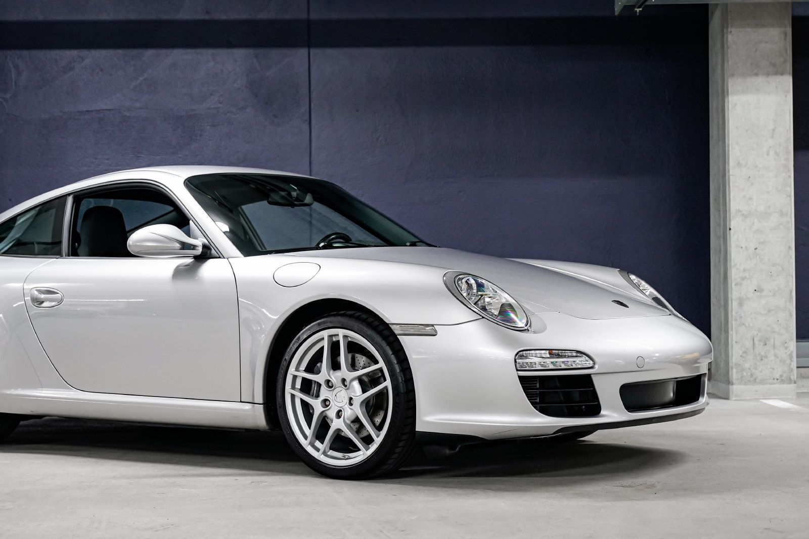 Used 2011 Porsche 911 Carrera RWD image 37