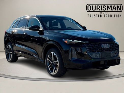 New 2025 Audi Q5 Premium image 1