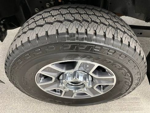 Used 2024 Ford F350 Lariat w/ Camper Package AWD/4WD image 15