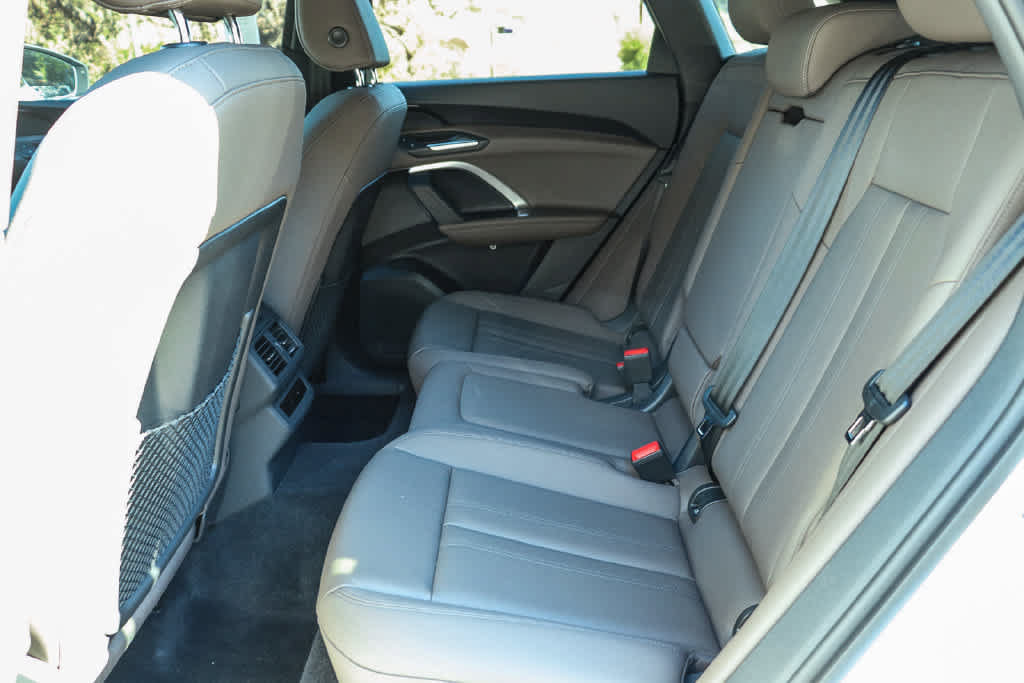 Used 2025 Audi Q5 Premium AWD/4WD image 19