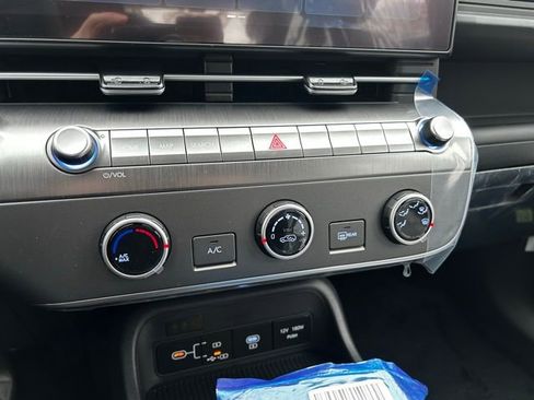 New 2026 Hyundai Kona SE image 19