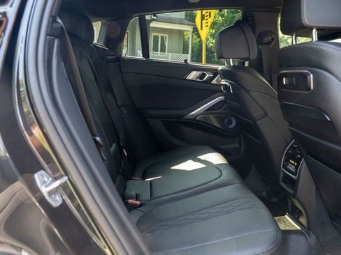 Used 2024 BMW X6 M60i AWD/4WD image 47