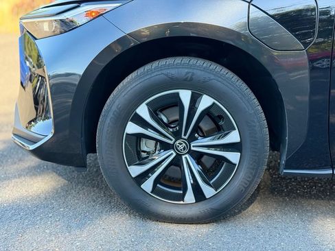 Certified 2025 Toyota bZ4X AWD w/ Weather Package image 9