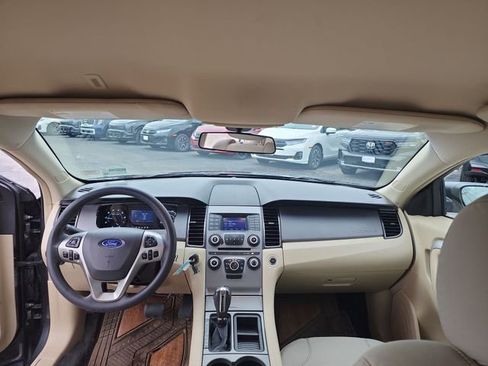Used 2016 Ford Taurus SE image 23