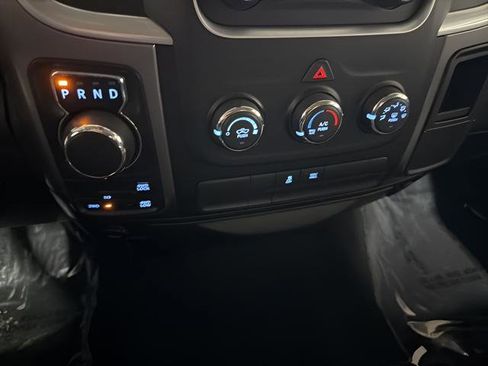 Used 2021 RAM 1500 Classic SLT image 22