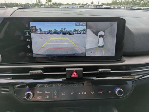 Certified 2026 Kia Sportage SX FWD image 25