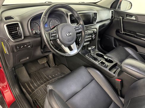 Used 2021 Kia Sportage EX w/ EX Technology Package FWD image 3
