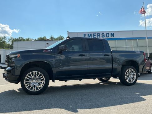 Certified 2021 Chevrolet Silverado 1500 LT Trail Boss w/ Convenience Package II AWD/4WD image 2