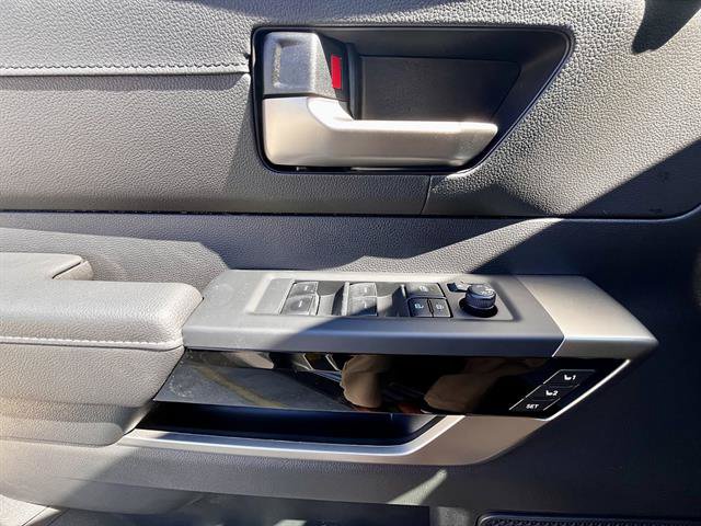 New 2026 Toyota Tundra Limited AWD/4WD image 16