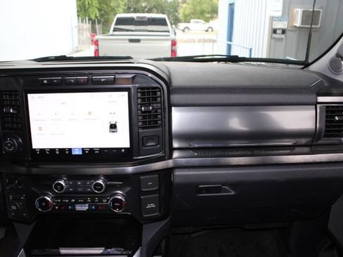 Used 2024 Ford F250 Lariat w/ Lariat Ultimate Package AWD/4WD image 22