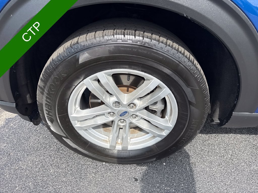 Used 2023 Ford Explorer XLT w/ Equipment Group 202A AWD/4WD image 17