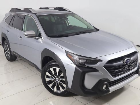 Used 2025 Subaru Outback Touring XT image 20