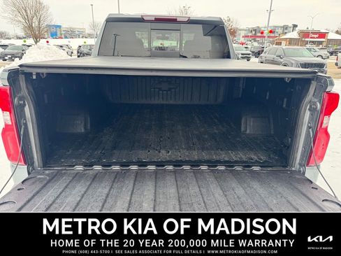 Used 2020 Chevrolet Silverado 1500 RST image 12