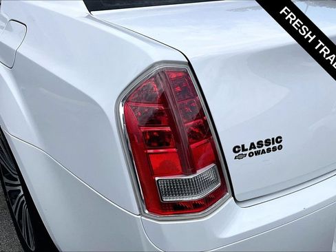 Used 2013 Chrysler 300 S RWD image 22