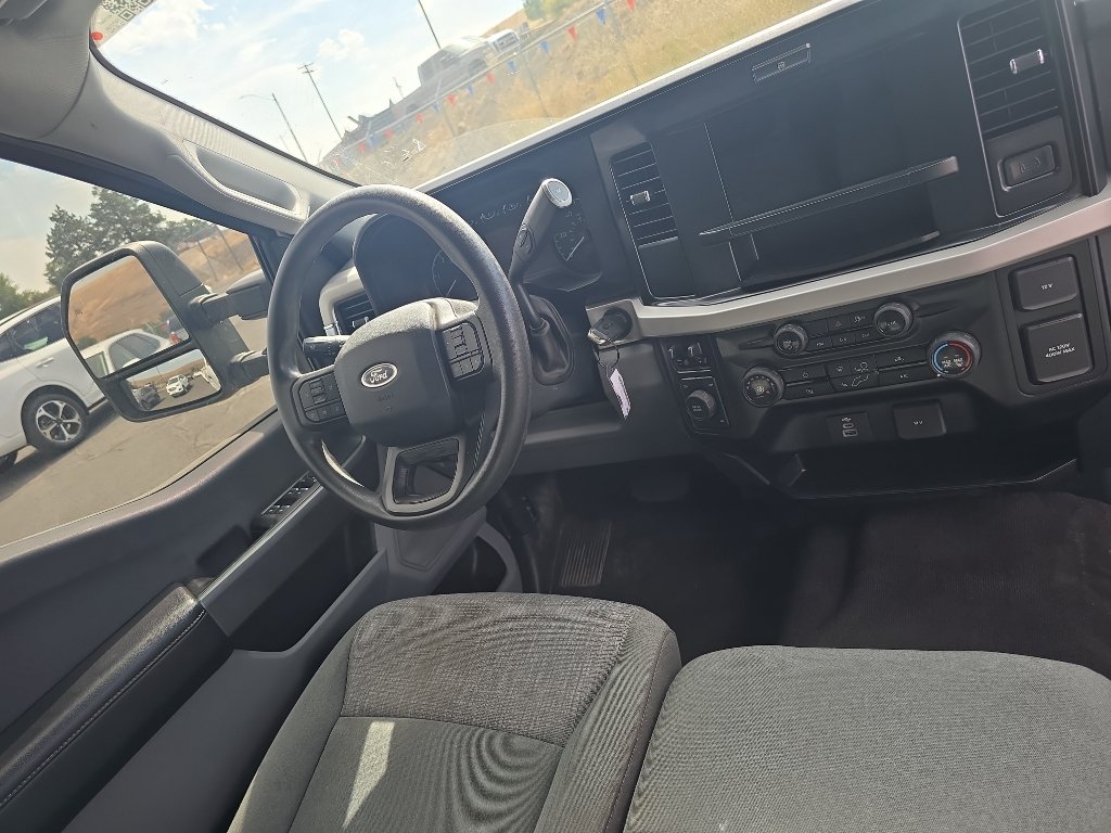 Used 2025 Ford F250 XLT AWD/4WD image 8
