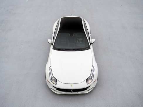 Used 2014 Ferrari FF image 53