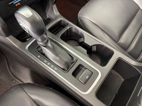 Used 2019 Ford Escape SEL FWD image 22