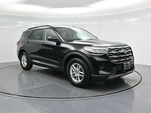 New 2025 Ford Explorer Active image 58